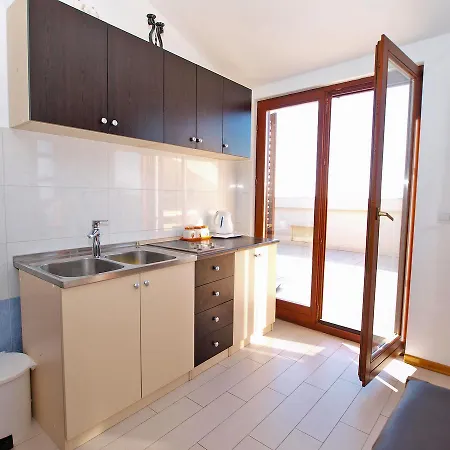 Apartman Marija 1211 Vinkuran